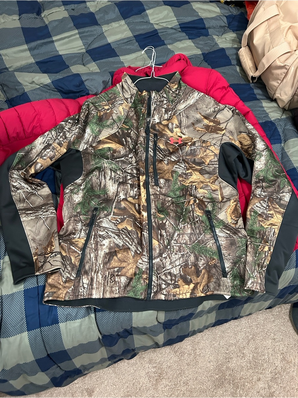 Under Armour Women's Storm Realtree Softshell Jacket Size XL - LIKE NEW!